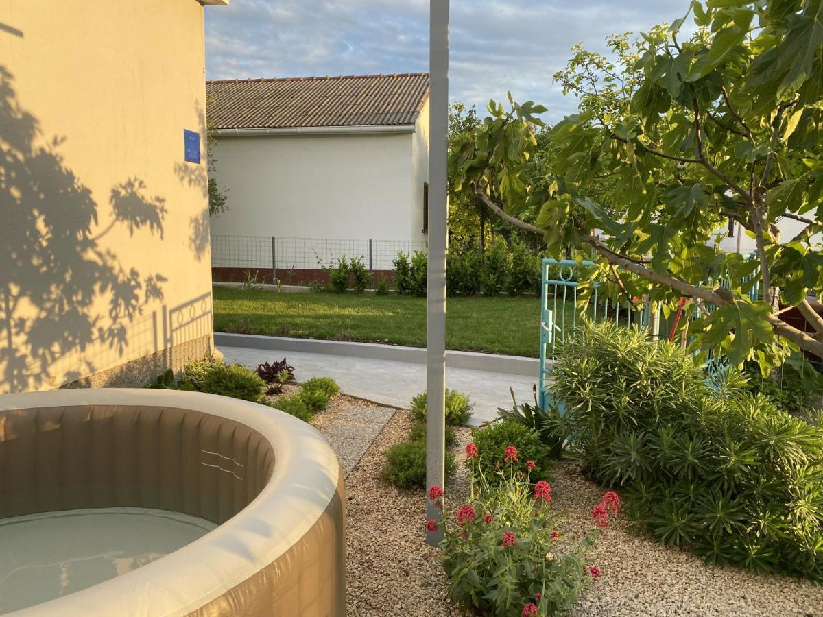 Seline Summer Home Exterior photo